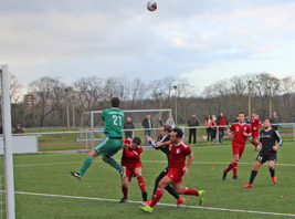 Keeper Andy Schiller mit ordentlich Arbeit in der 1.Halbzeit